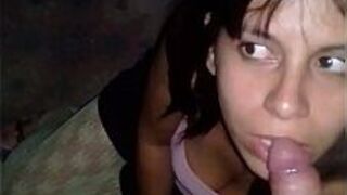 Член сосет мне латиноамериканку .. Вы должны видеть ее, не пропустите это. - порно видео